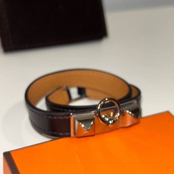 Hermes Behapi Double Tour Bracelet (Black Leather in color) - Picture 6 of 8
